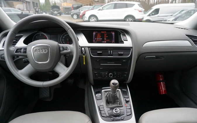 Audi A4 cena 35900 przebieg: 256000, rok produkcji 2011 z Gorzów Wielkopolski małe 232